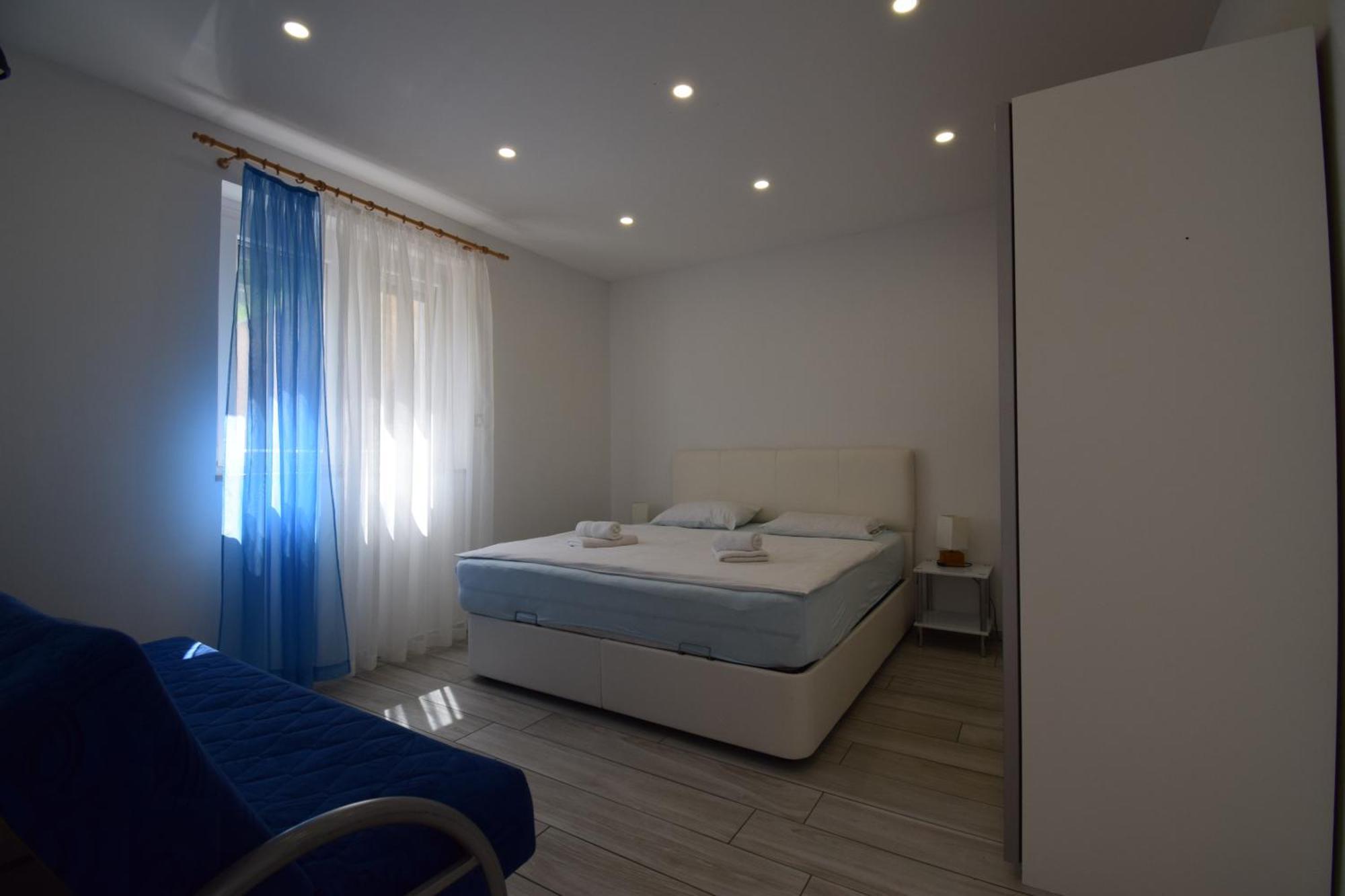 Apartments Bella Vista Lilly Порторож Экстерьер фото